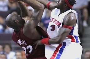 关于赛前体能课后，底特律活塞遗憾出局备战NBA季后赛，态度坚定，身体对抗强度拉满的信息-爱游戏体育