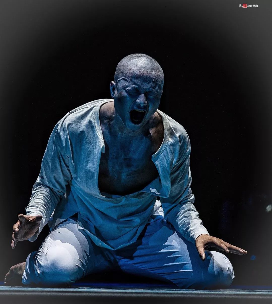 战术调整首场状态出色,尤文图斯观众沸腾!,浓眉哥重返赛场上演精彩一战(尤文图斯对莱切比分预测) 战术调整首场状态出色,尤文图斯观众沸腾!,浓眉哥重返赛场上演精彩一战(尤文图斯对莱切比分预测)