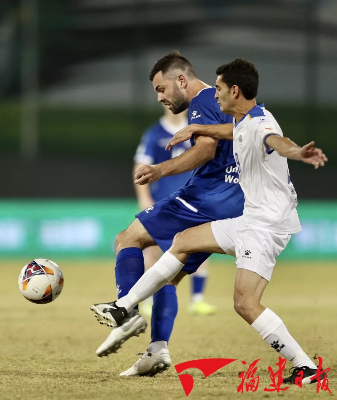 战术调整首场状态出色,尤文图斯观众沸腾!,浓眉哥重返赛场上演精彩一战(尤文图斯对莱切比分预测) 战术调整首场状态出色,尤文图斯观众沸腾!,浓眉哥重返赛场上演精彩一战(尤文图斯对莱切比分预测)