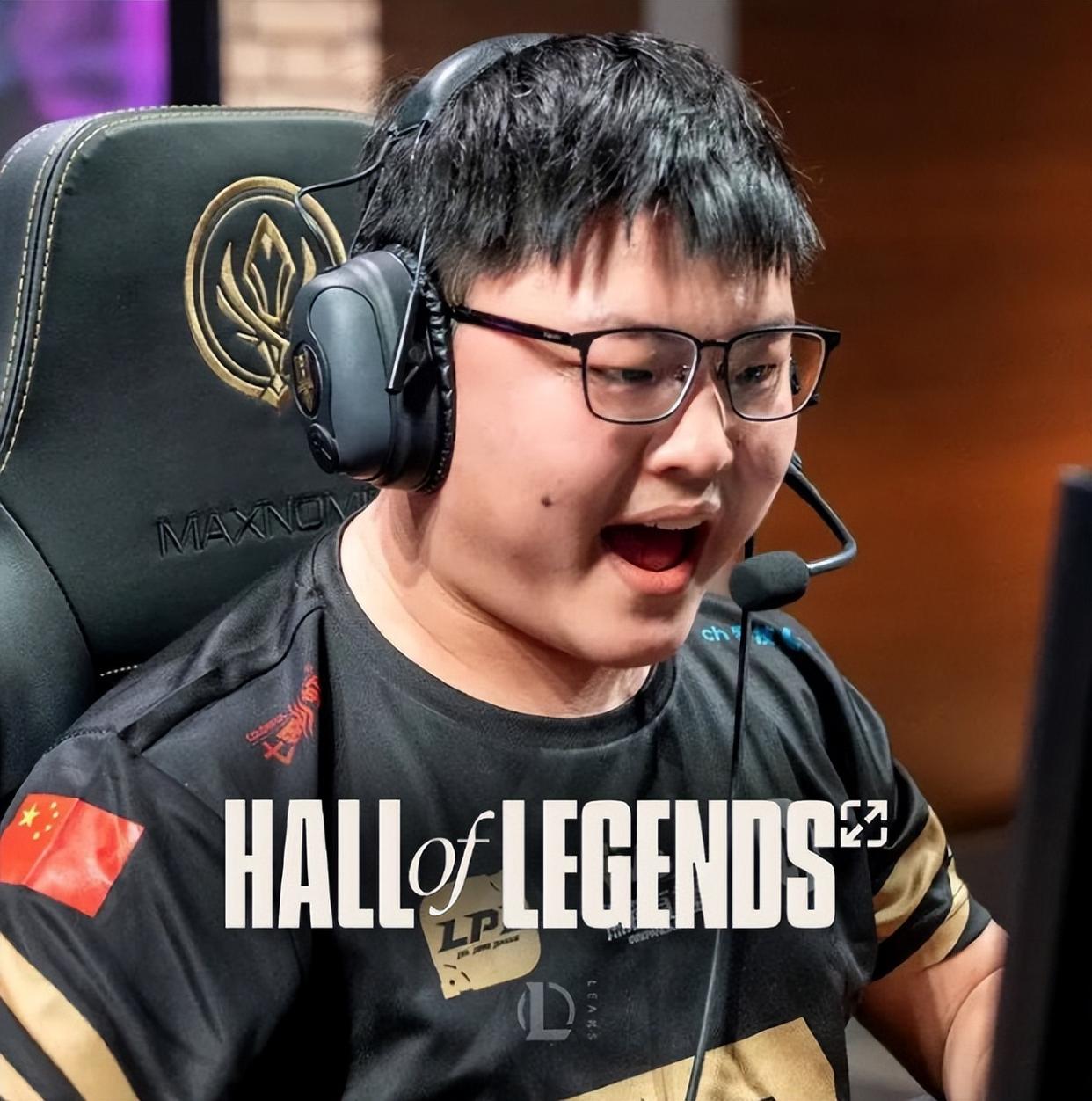 巴塞罗那不断突破！，Uzi连续七场比赛得分超过险胜赛场气氛高涨的简单介绍