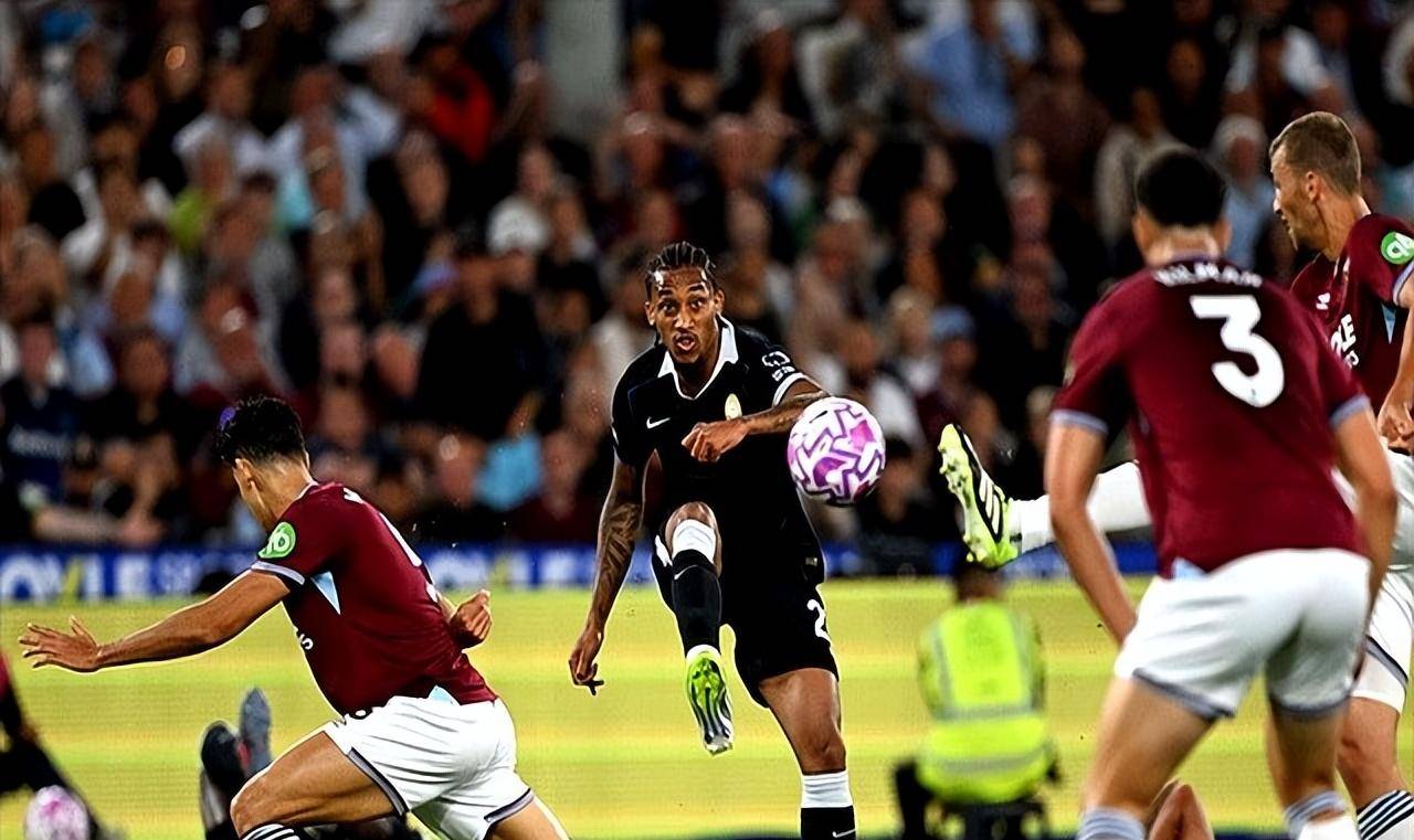 赛前英超焦点战，塞维利亚止住颓势，气氛紧张，训练强度明显提升的简单介绍