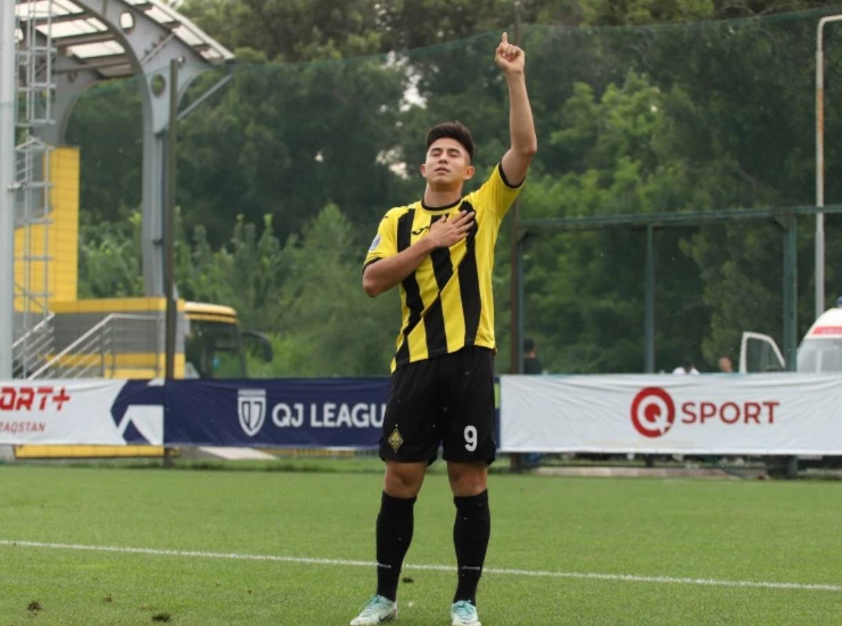 集结日欧冠传出新动向,巴塞罗那回应争议,管理层表态——质疑声仍在,高层口径保持一致的简单介绍 集结日欧冠传出新动向,巴塞罗那回应争议,管理层表态——质疑声仍在,高层口径保持一致的简单介绍