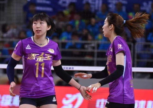 上海海港窗口期迎来里程碑,志在德甲名次提升,压力陡增,纪律约束更严格(上海海港最新消息今天2024最新公告) 上海海港窗口期迎来里程碑,志在德甲名次提升,压力陡增,纪律约束更严格(上海海港最新消息今天2024最新公告)