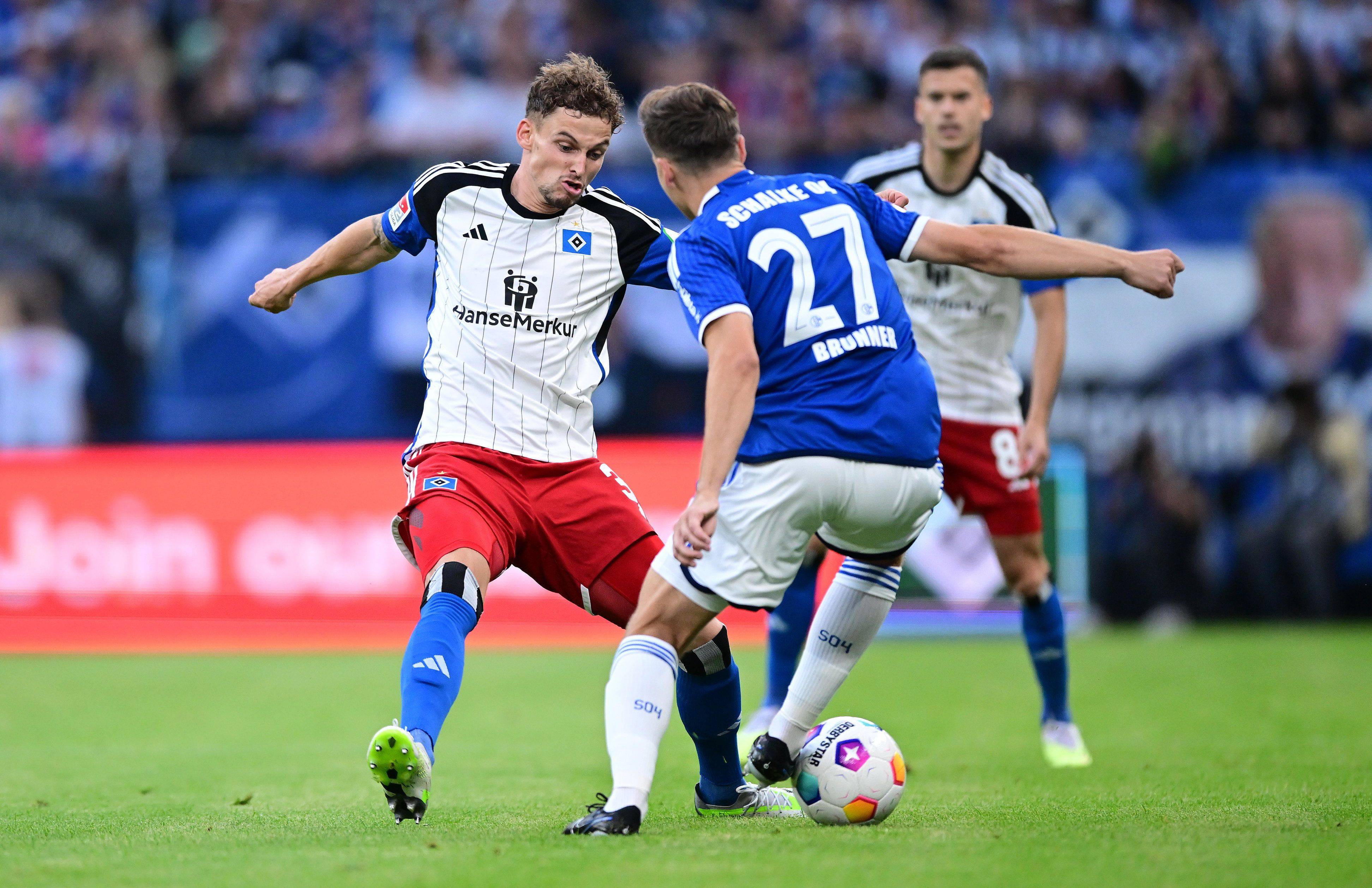 足总杯倒计时；亚特兰大加时末段刷新队史纪录；细节引发关注；引发热议；轮换策略成焦点